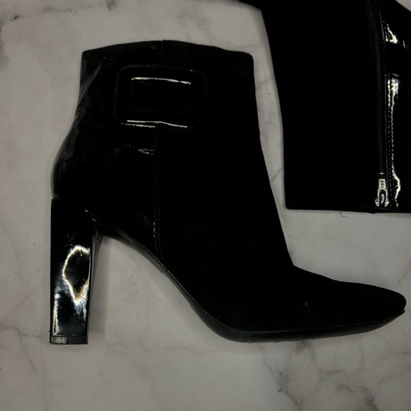 Nine West Womens ankle boot 9 black triangle heel - Picture 2 of 13